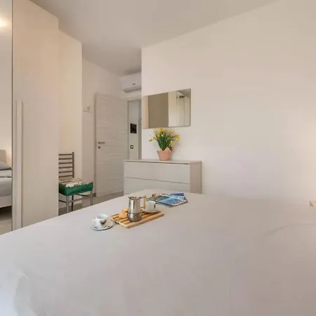 Modern For 4 Guests Near Alghero