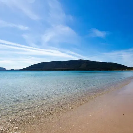 Modern For 4 Guests Near Alghero