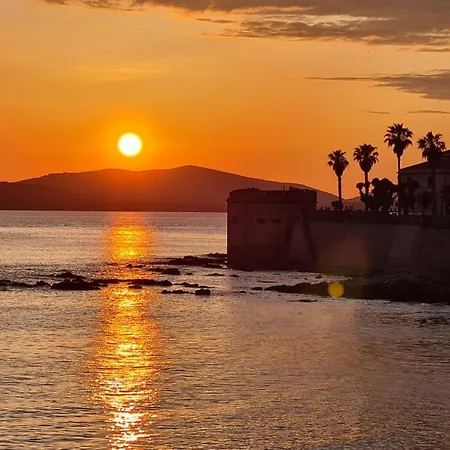 Modern Near 公寓 *