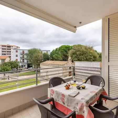 Modern For 4 Guests Near Alghero