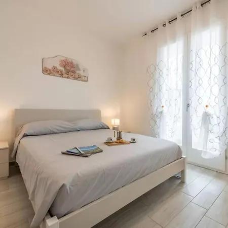 Modern For 4 Guests Near * Alghero